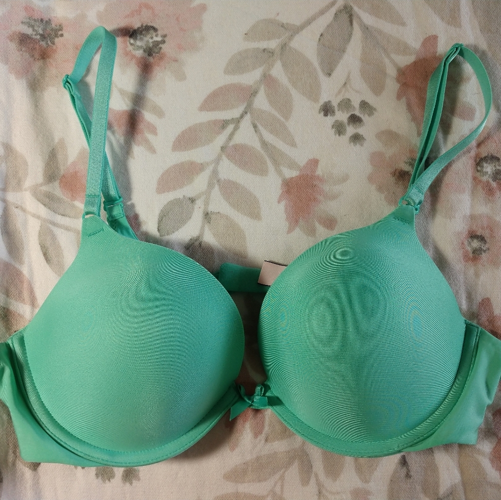 Victoria's Secret push up bra